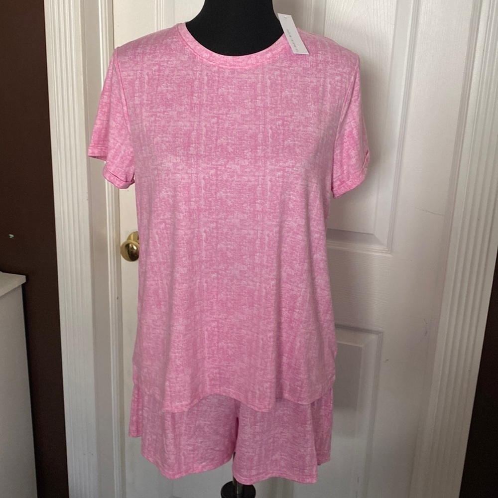 Jaclyn Intimates Womens Pajamas T-Shirt and Shorts sz L Pink NWT